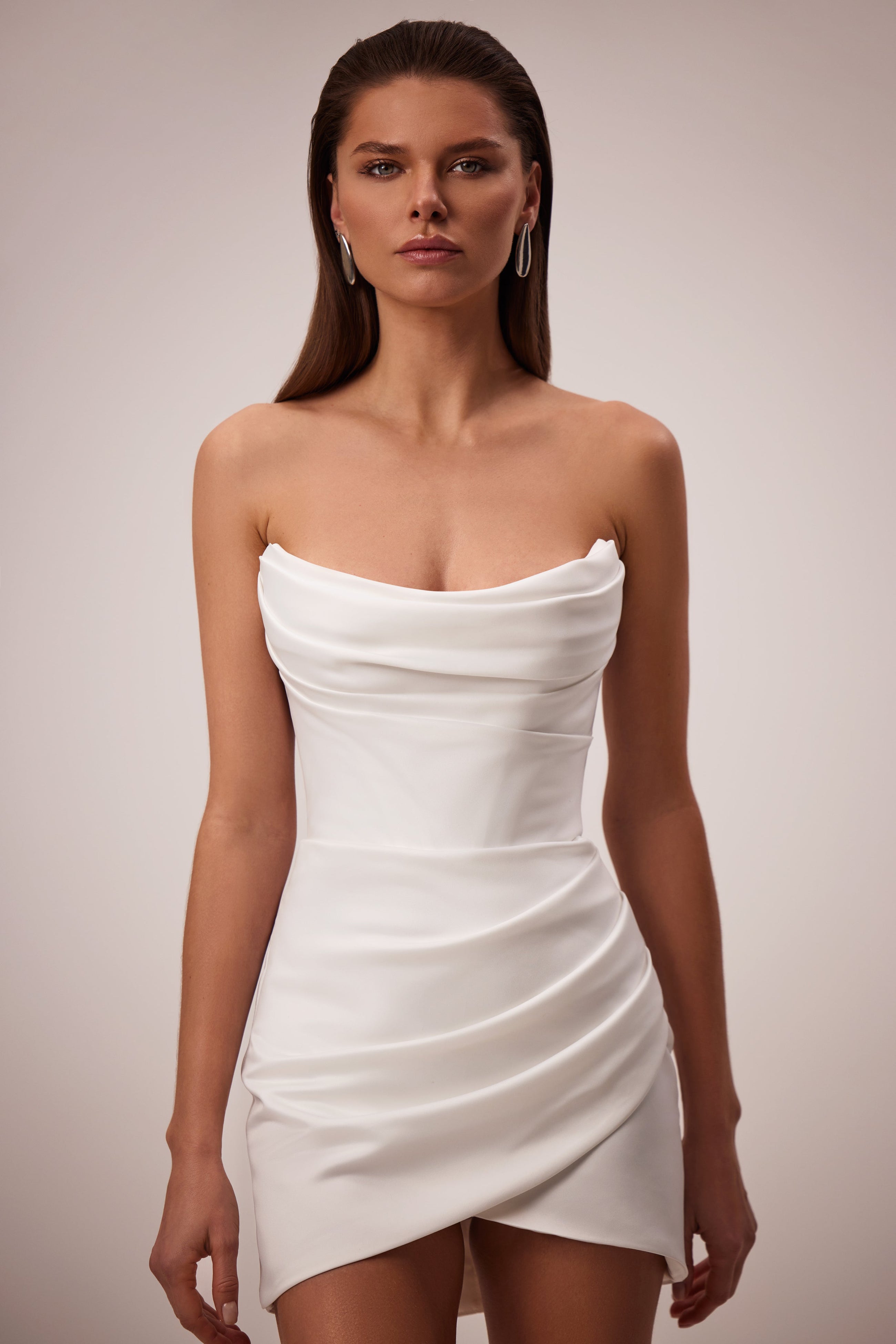 Milla Nova wedding dress Deja -  try on at LVA BRIDE (Chicago, Milwaukee)