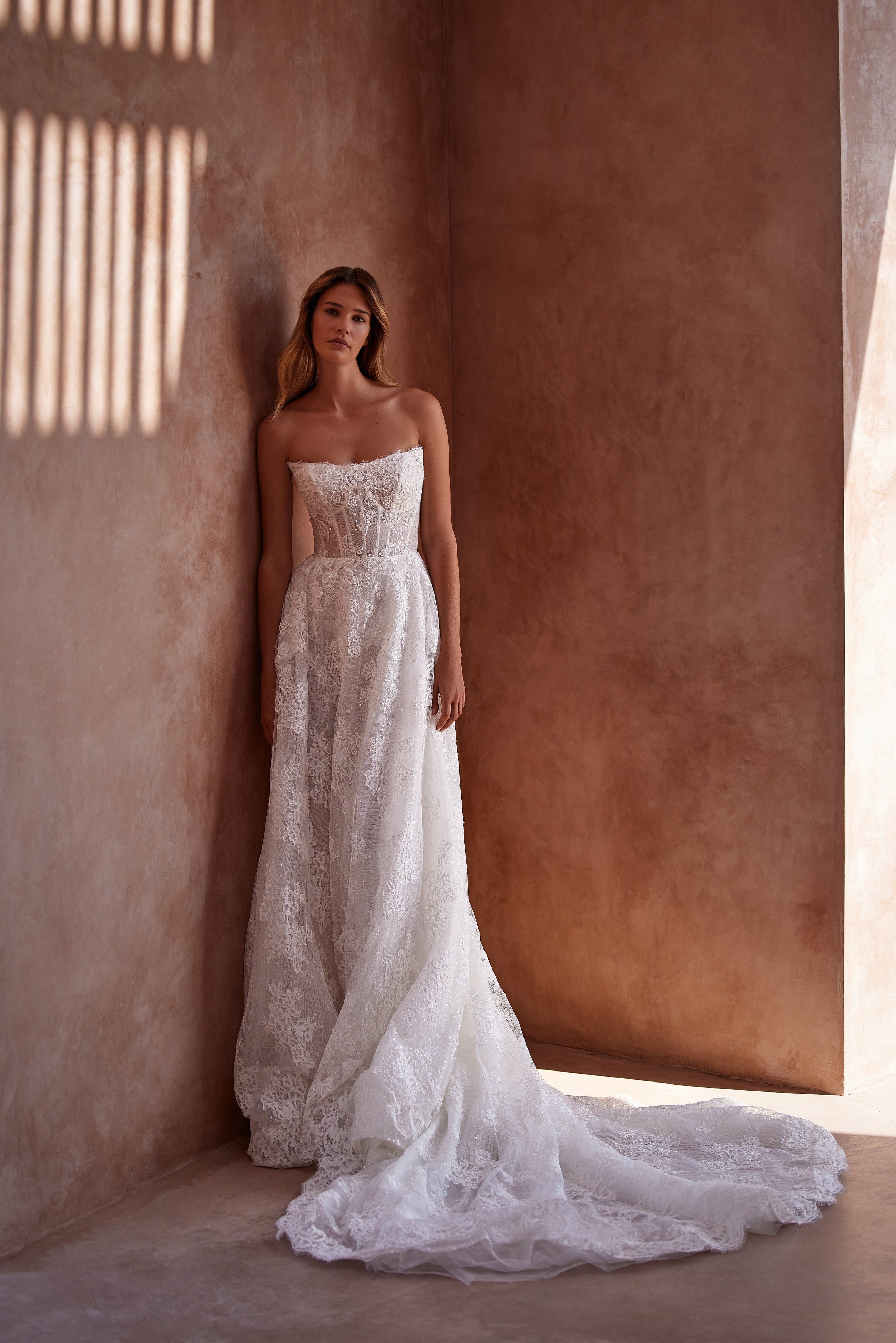 Milla Nova wedding dress Juls - try on at LVA BRIDE (Chicago, Milwaukee)