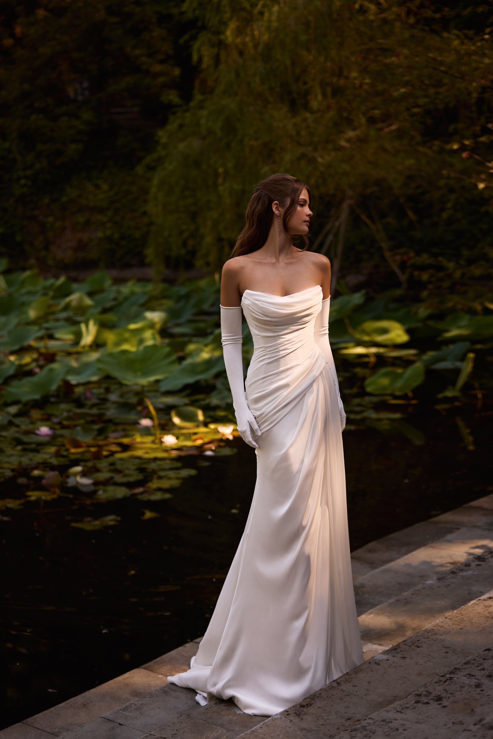 Milla Nova wedding dress Amika - try on at LVA BRIDE (Chicago, Milwaukee)