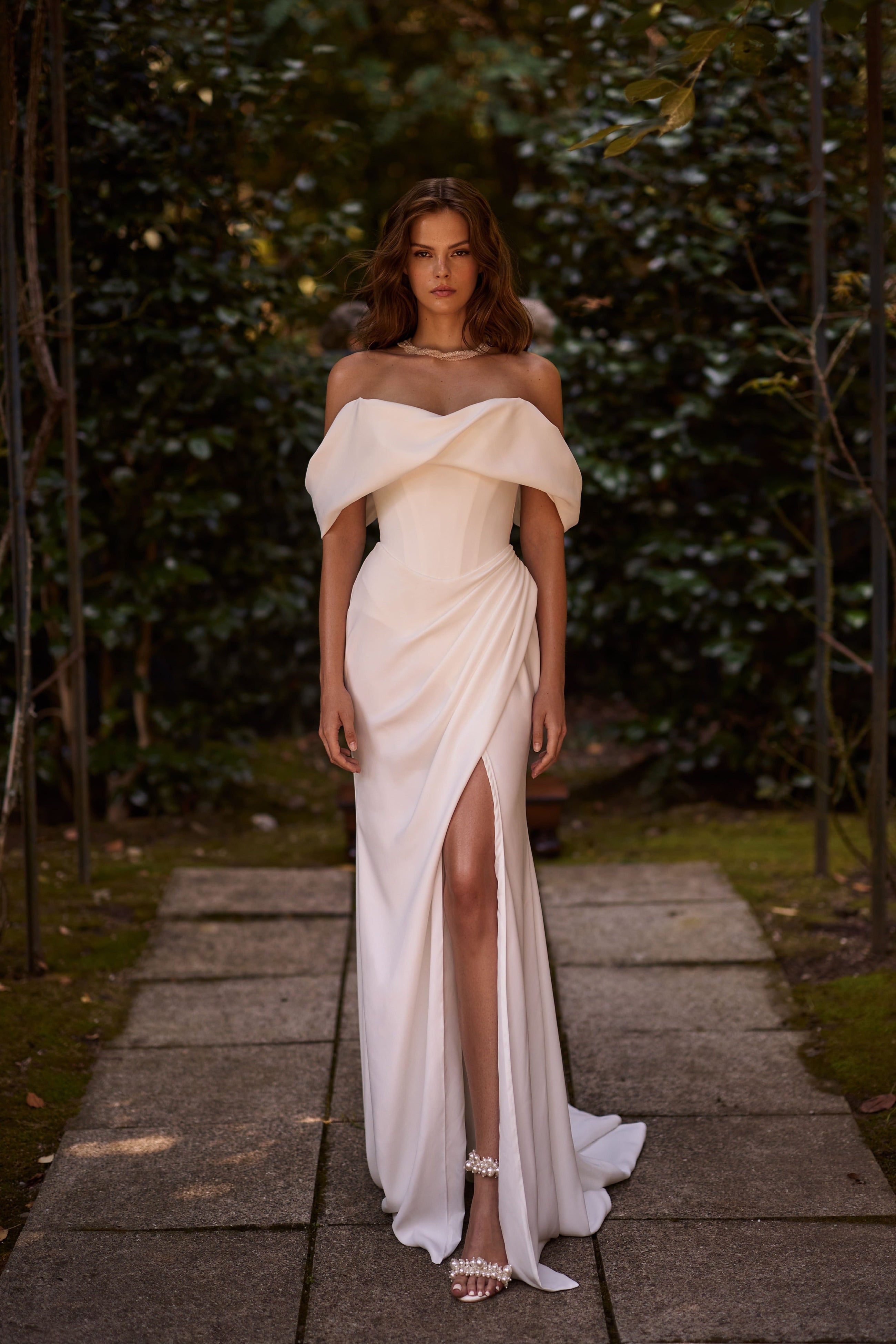 Milla Nova wedding dress Betsey -  try on at LVA BRIDE (Chicago, Milwaukee)