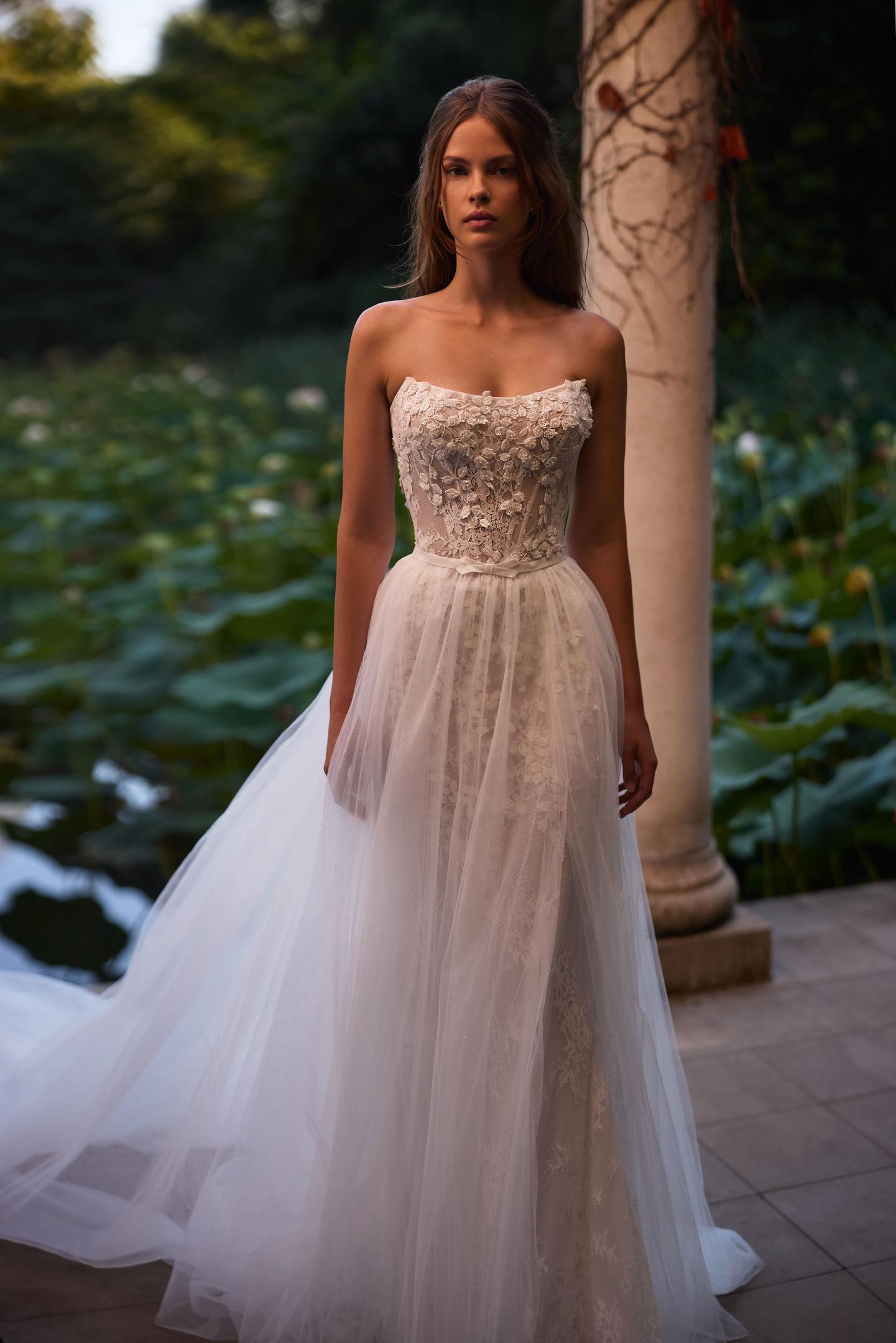 Keenley – Milla Nova Lace Mermaid Wedding Dress | Chicago