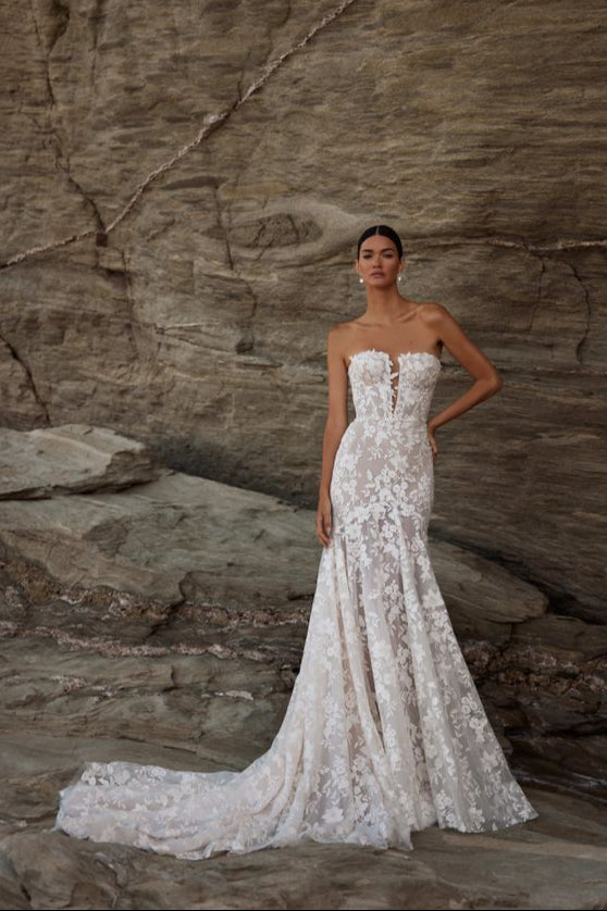 Claire – Floral Lace Mermaid Wedding Dress with Tulle Train