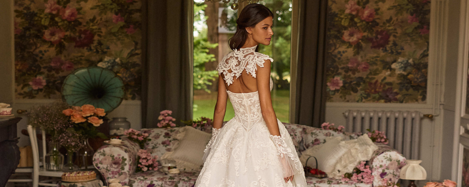 Vintage Style Bridal Gowns: Classic Romance for Modern Brides