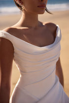 Milla Nova wedding dress Glimpse -  try on at LVA BRIDE (Chicago, Milwaukee)