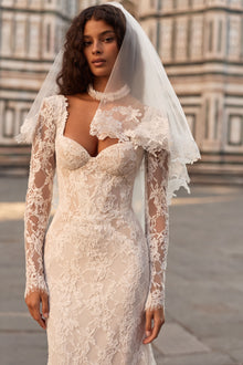 Trinelle veil