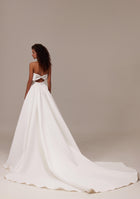 Milla Nova wedding dress Newton -  try on at LVA BRIDE (Chicago, Milwaukee)