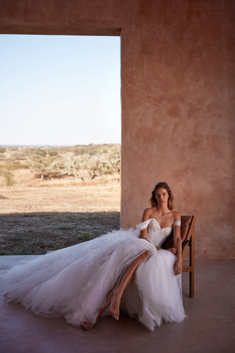 Train Davina - LVA BRIDE