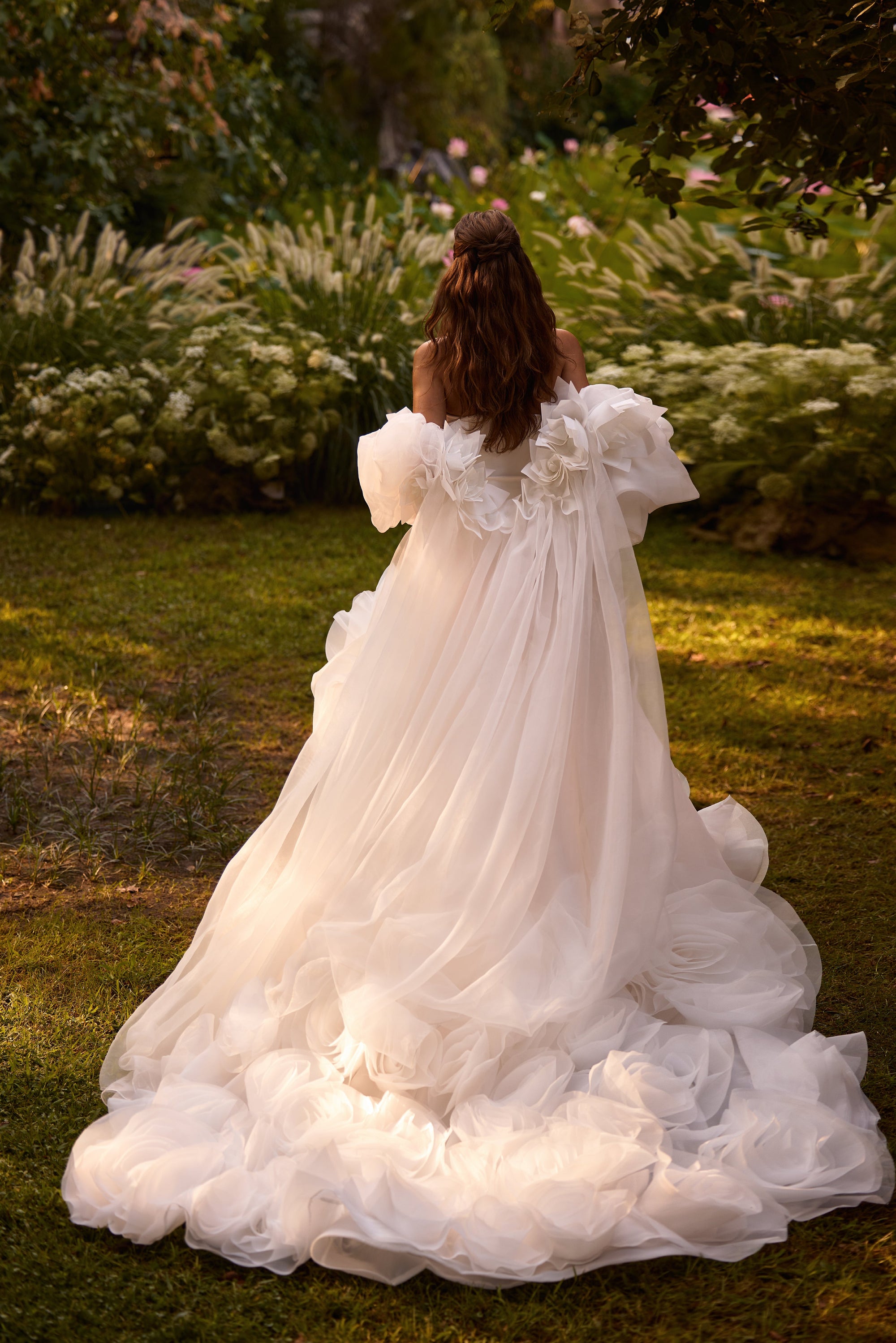 Fusion Cape - LVA BRIDE