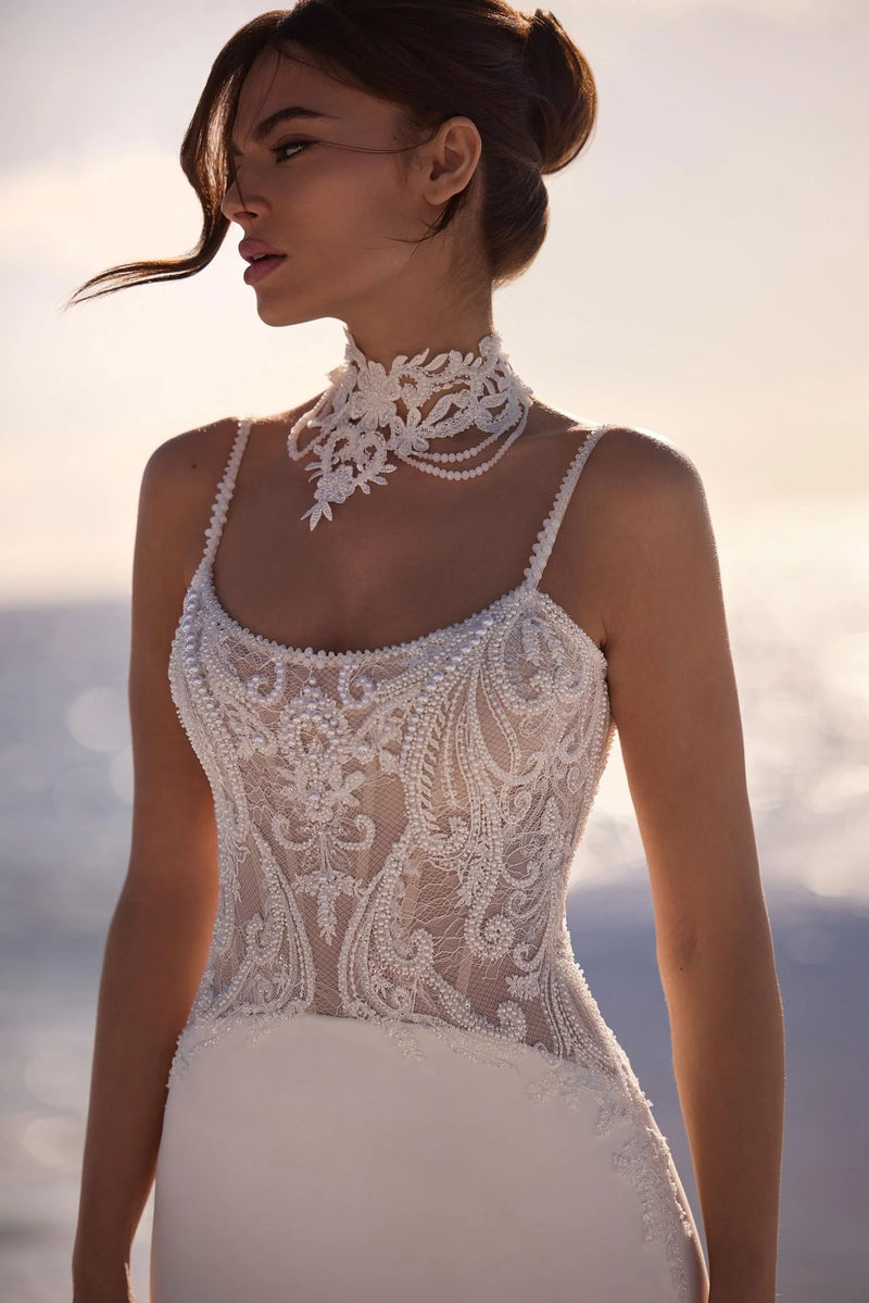 Monica choker