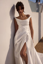 Milla Nova wedding dress Glimpse -  try on at LVA BRIDE (Chicago, Milwaukee)