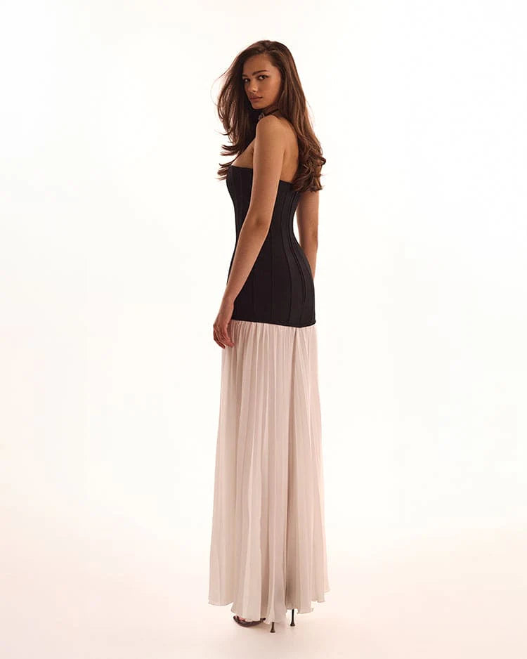 Dress with a pleated skirt, Parisienne